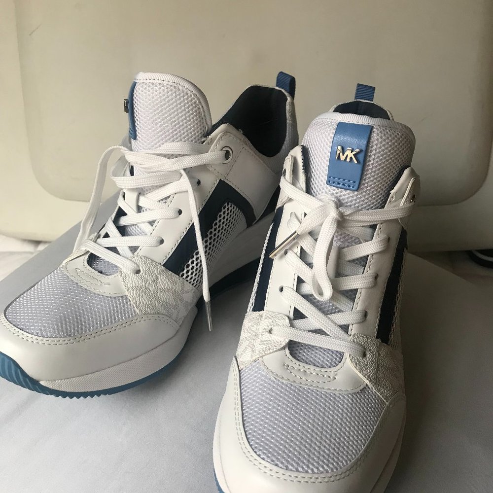 Woman Sneakers Michael Kors Georgie Trainer Size 8